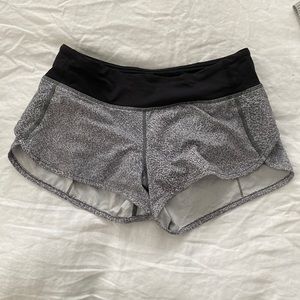 Lulu workout shorts (short)